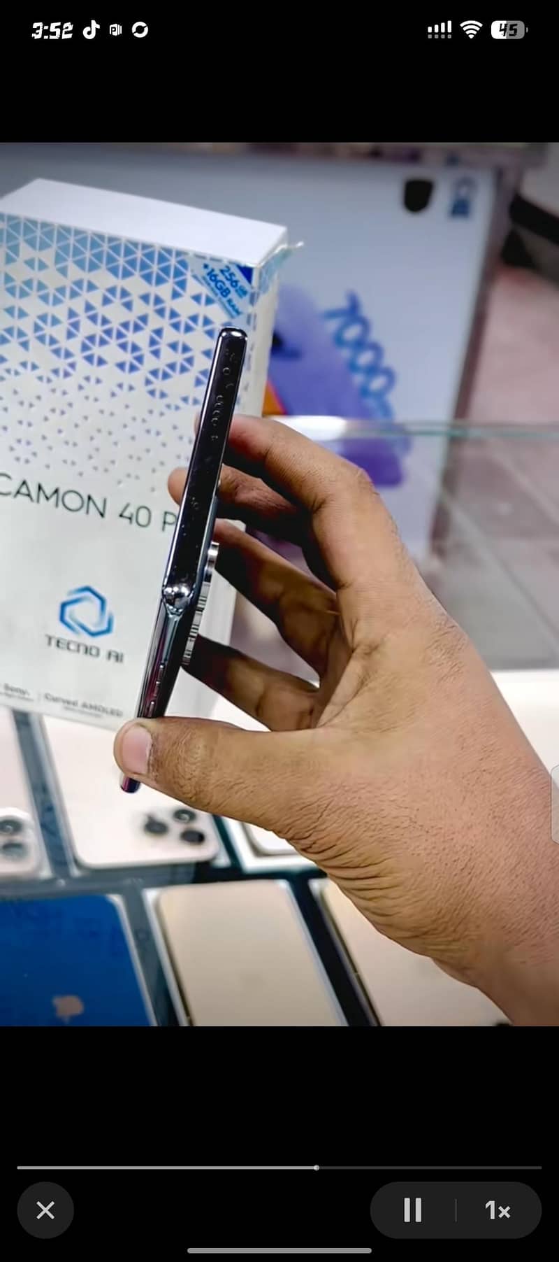 Tecno CAMON 40 Pro 1