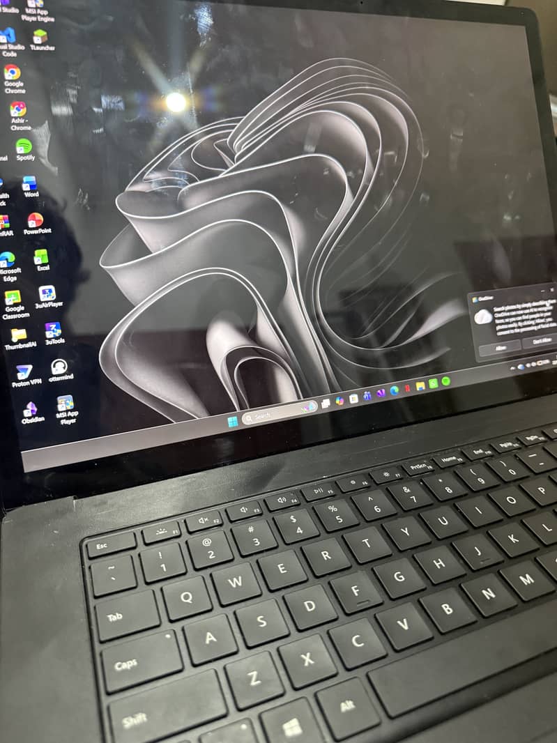 Microsoft Surface 4 0