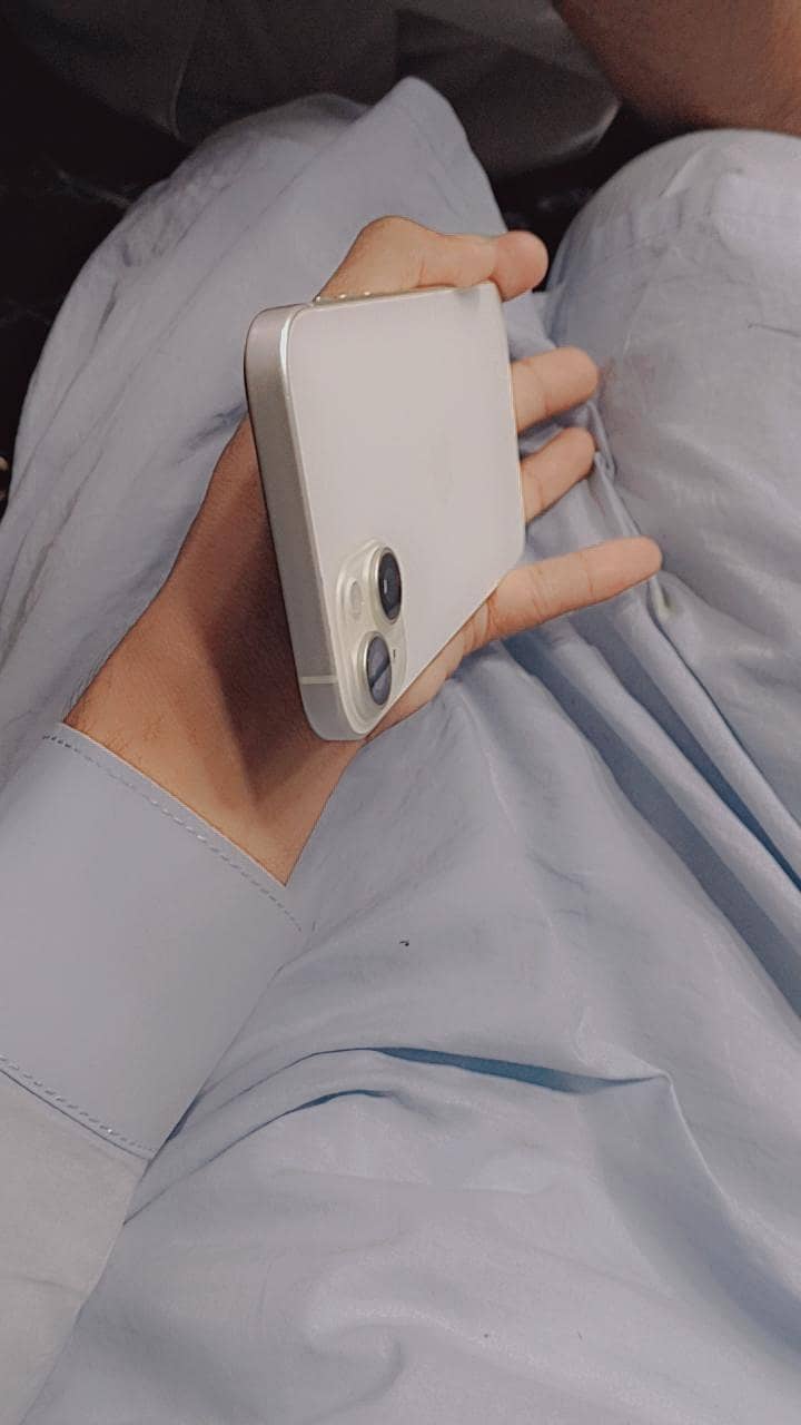 Apple iPhone 15 plus 7