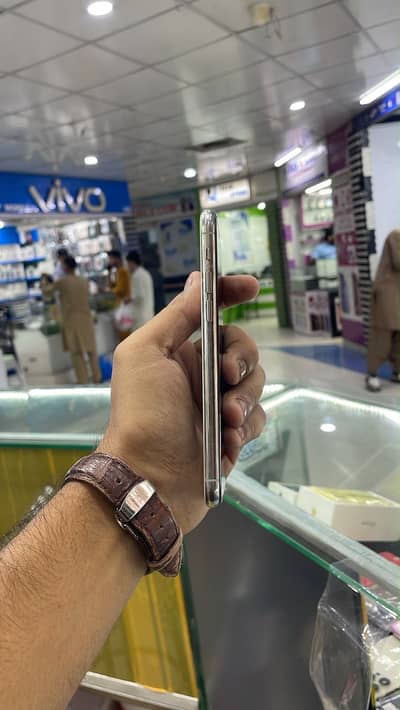 Apple iPhone 11 Pro