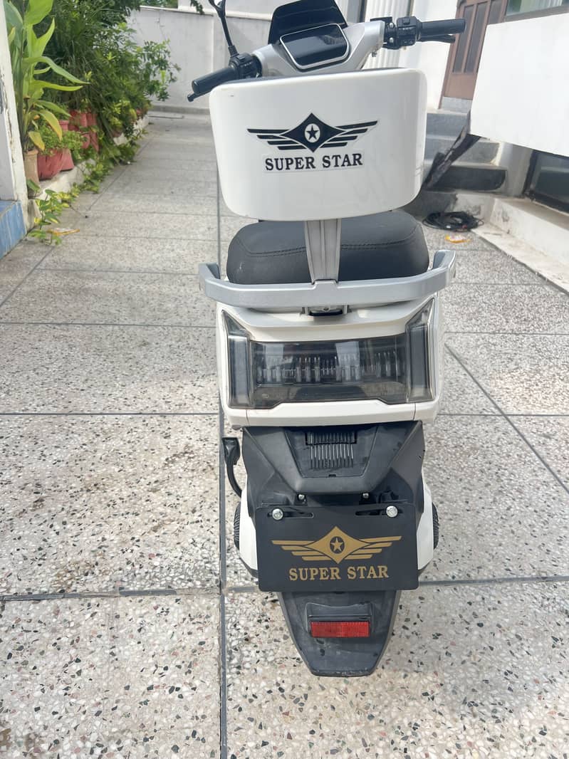 Electric Scooty 4