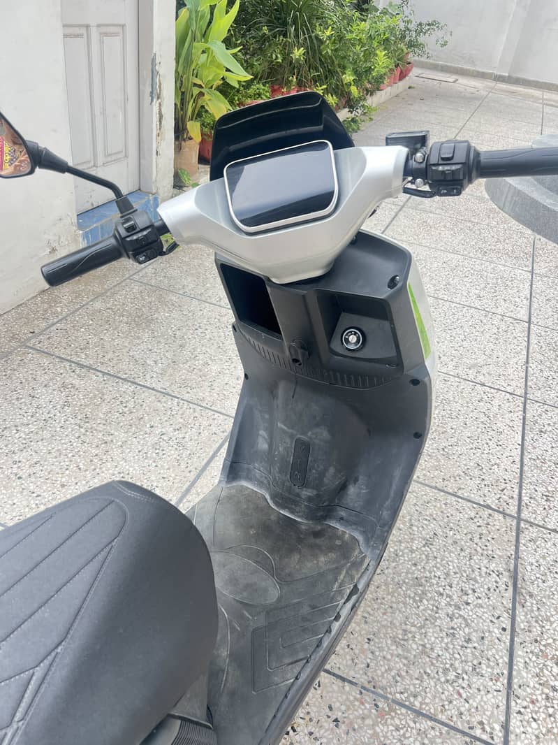 Electric Scooty 5