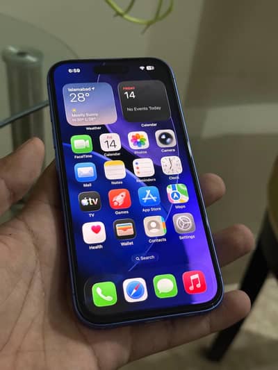 Apple iPhone 16