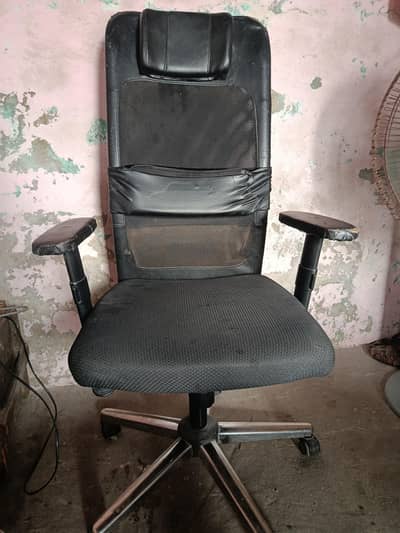 OFFICE chair urgently sale