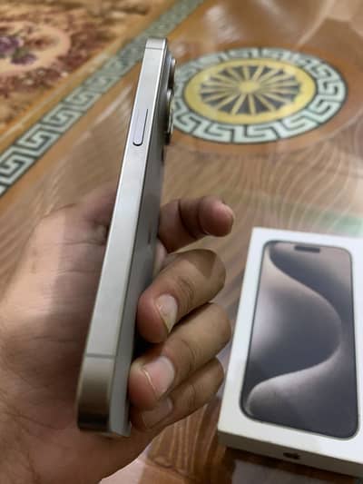 Apple iPhone 15 Pro