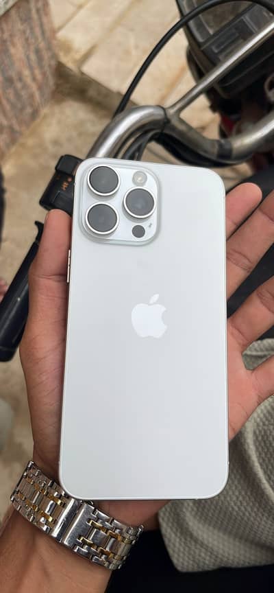Apple iPhone 15 Pro Max