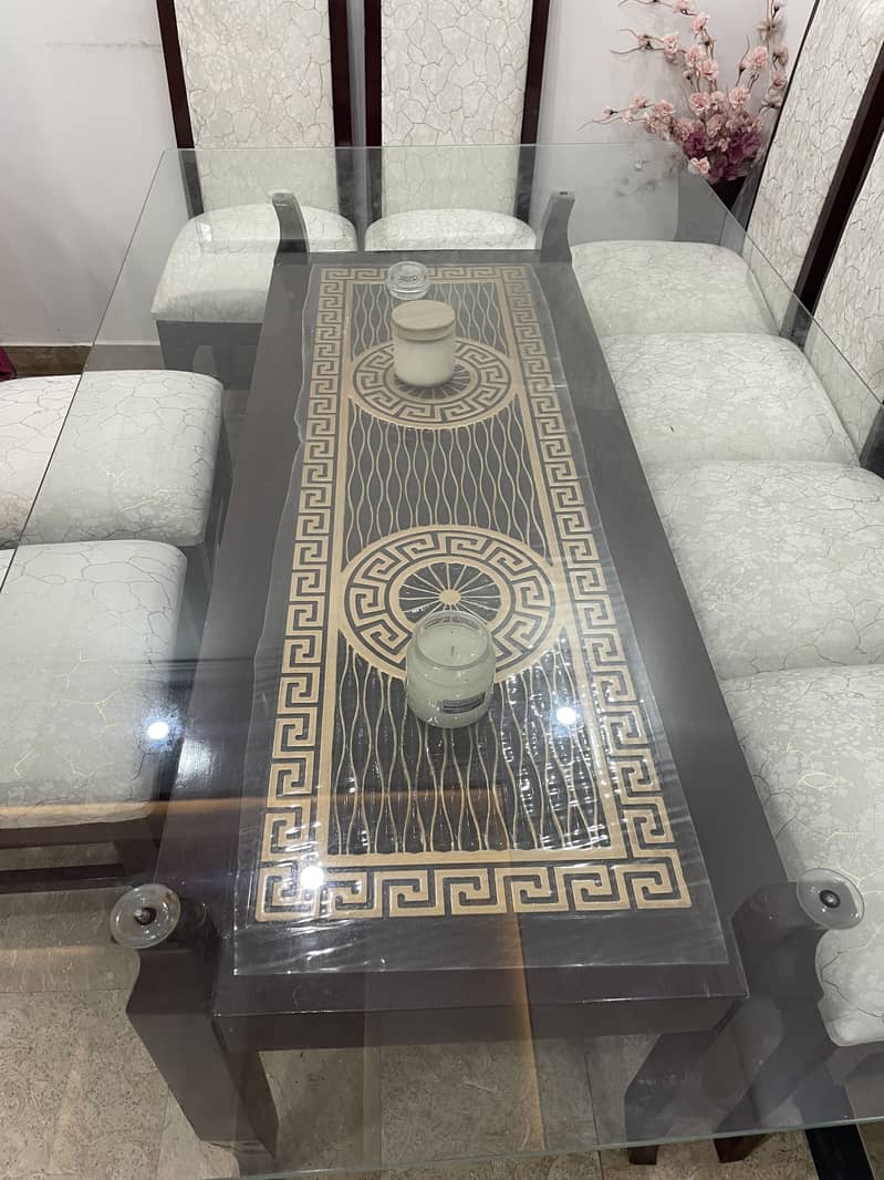8 Seats Dining Table 0