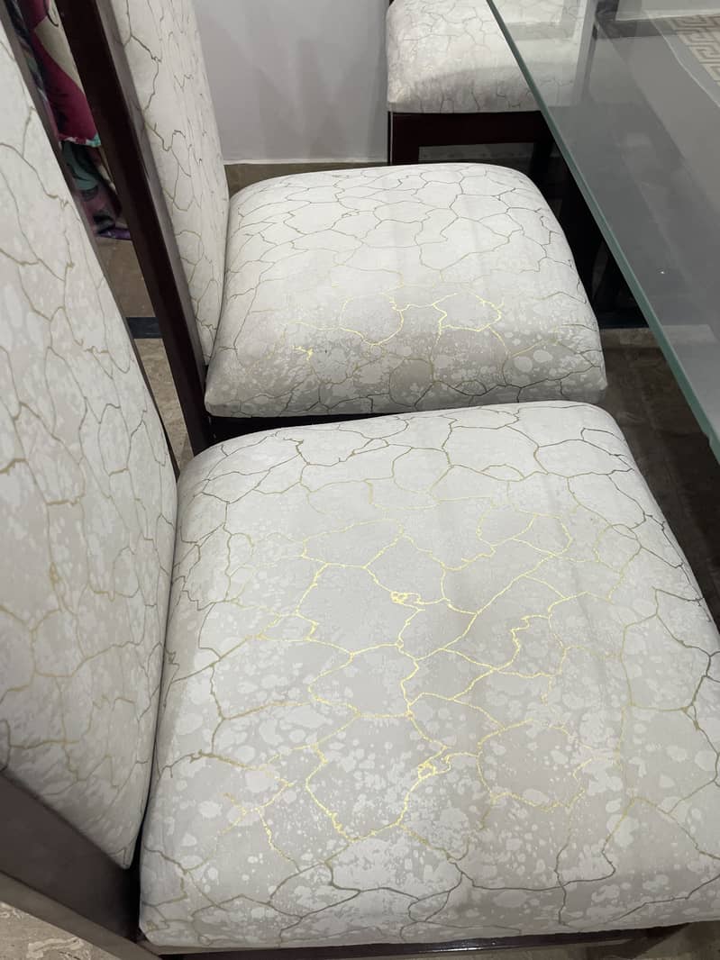 8 Seats Dining Table 3