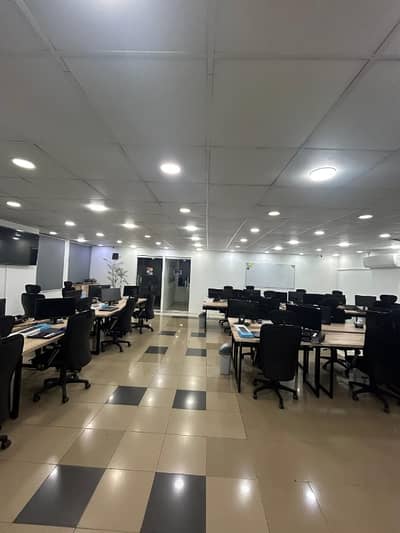 1700 Sq. Ft. Commercial Office for Rent in Gulberg 3, Gulberg