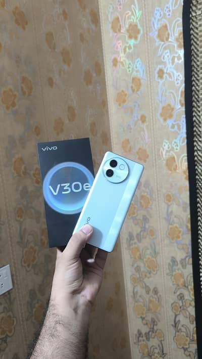 Vivo V30e 5G
