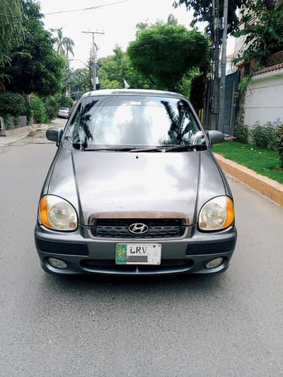 Hyundai Santro Model 2004 genuine condition cell/03334326617