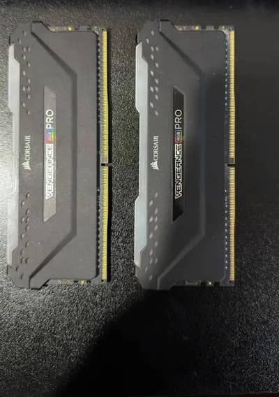 Corsair Vengeance RGB Pro 16GB (2×8GB) DDR4 3600MHz CL18