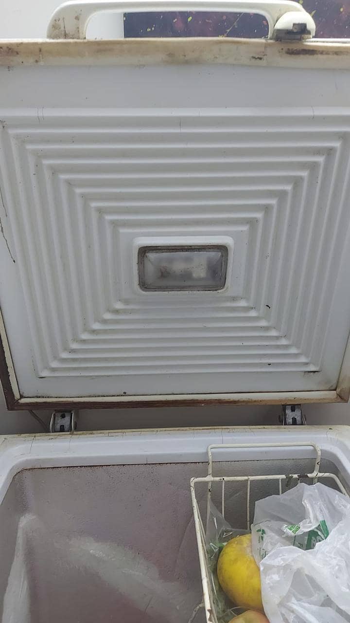 Refrigerator 3