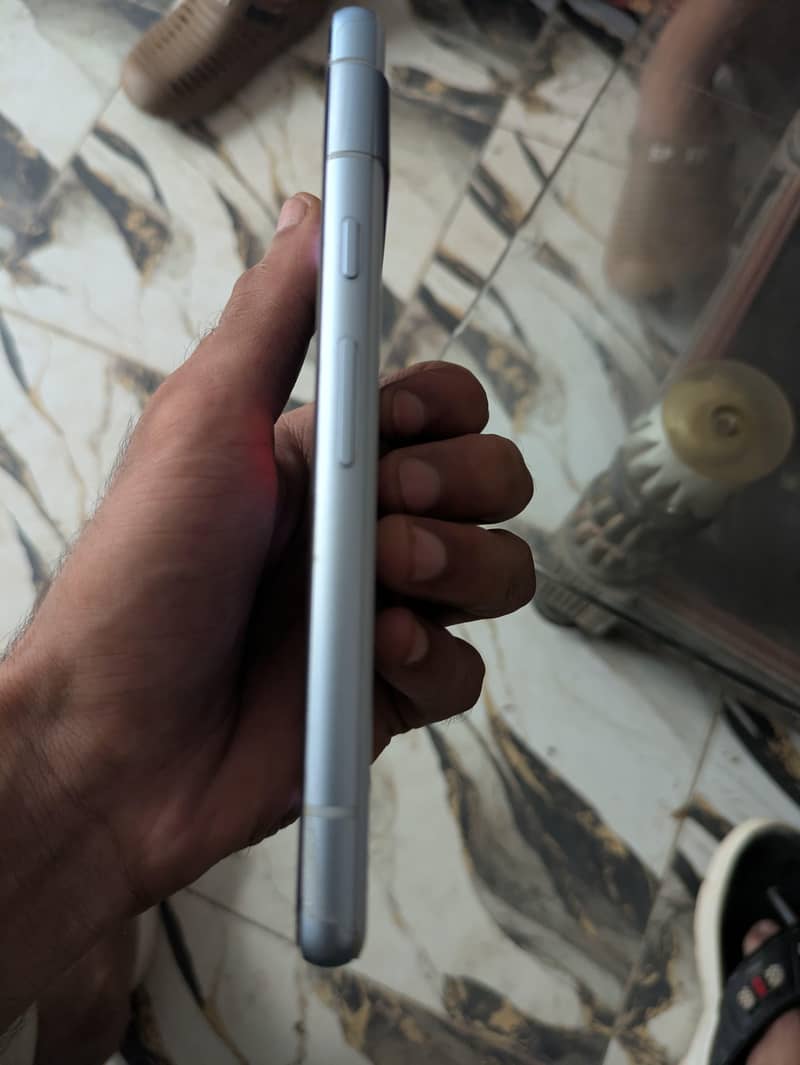 Google Pixel 7a 1