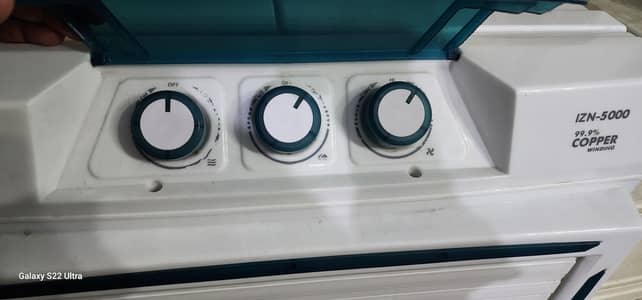 IZone Room Cooler