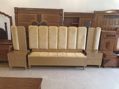 solid bed and dressing table best rate Available