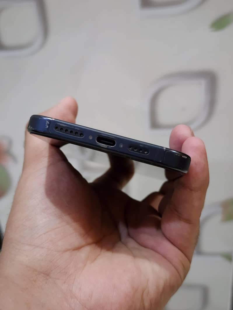 iPhone 15 Pro Max 3