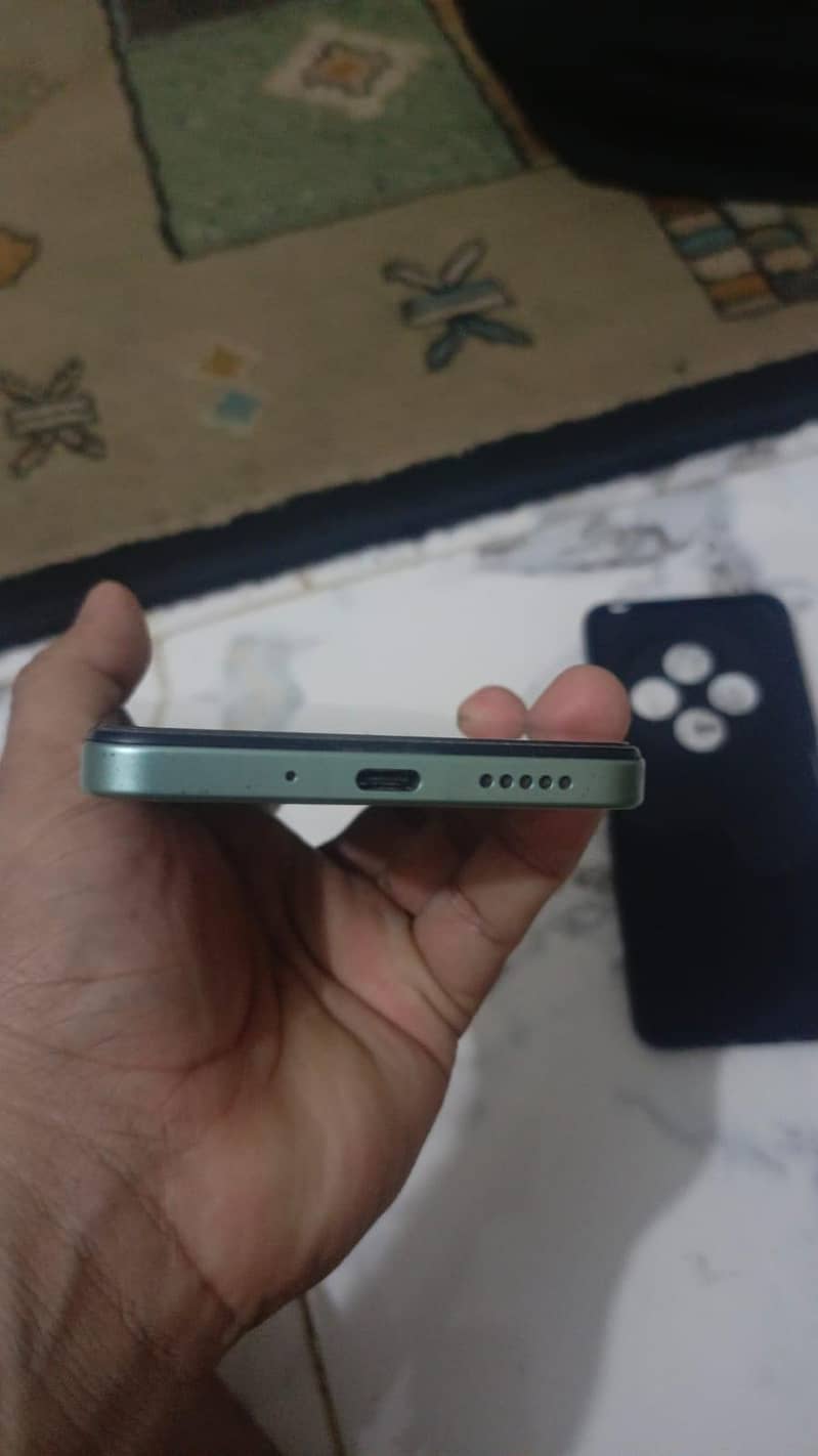 Xiaomi POCO C75 3