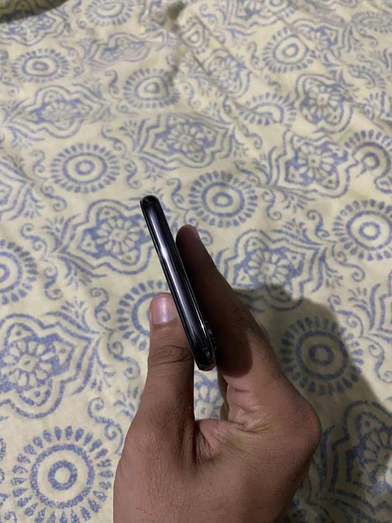 Apple iPhone X 1