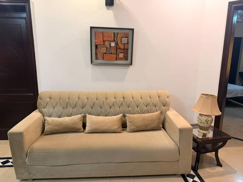 5 Seater Sofa 3