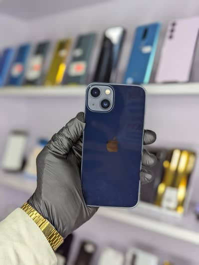 Apple iPhone 13 Factory unlocked 88 health Waterpack 10/9.5