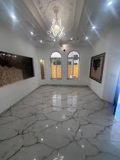 5 Marla 1 Bed Lower Portion for Rent in R1 Johar Town Lahore | TV Lounge | Drawing Room