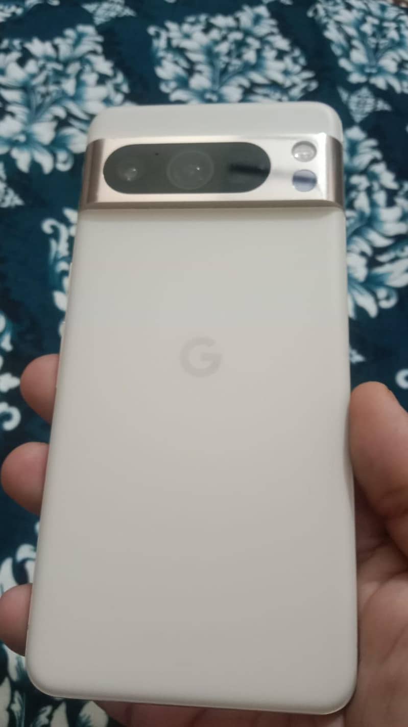 Google Pixel 8 Pro 1
