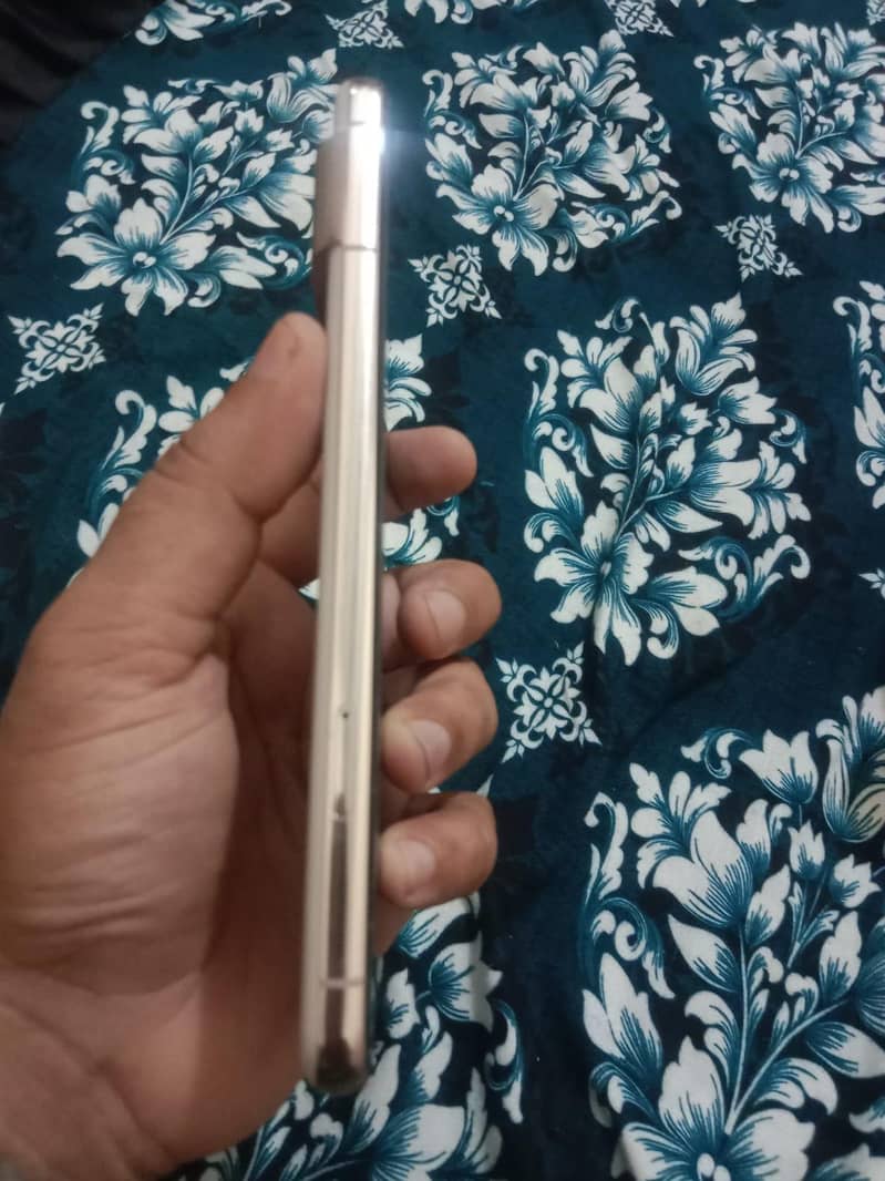 Google Pixel 8 Pro 3
