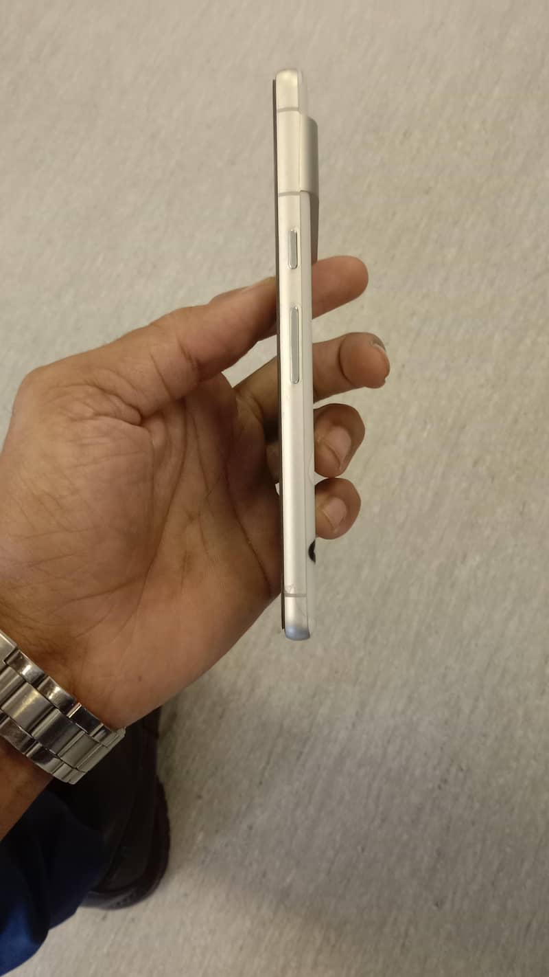 Google Pixel 7 6