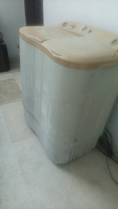 Washing Machines & Dryers