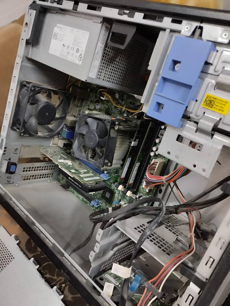 GAMING COMPUTER 5