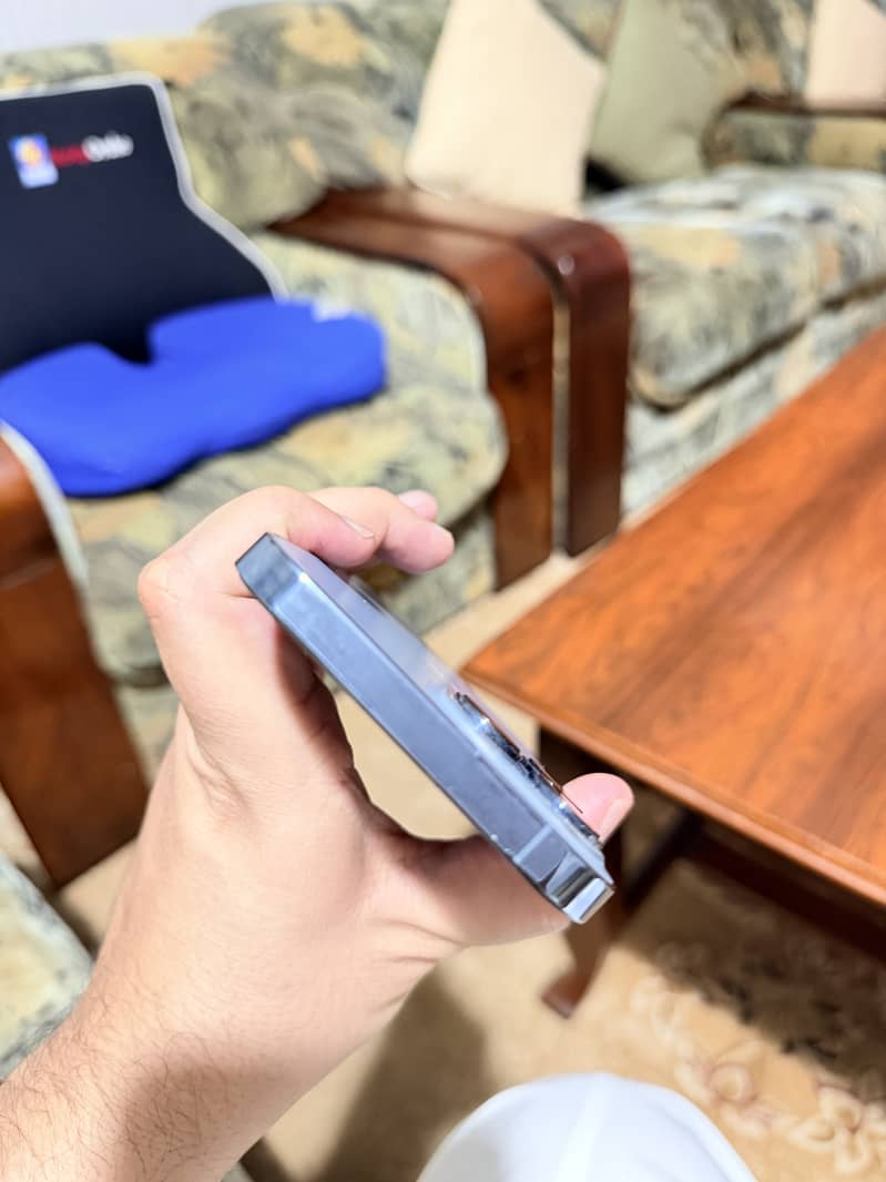Apple iPhone 13 Pro Max 3