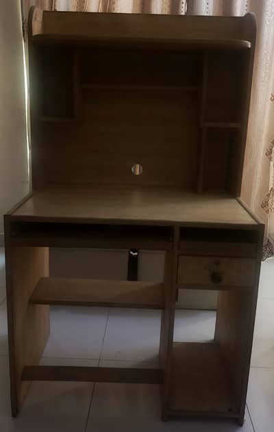 computer table