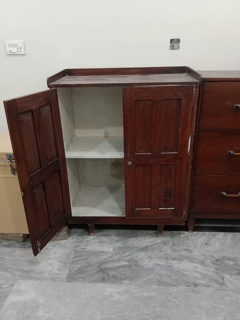6 big boxes wardrobe 2