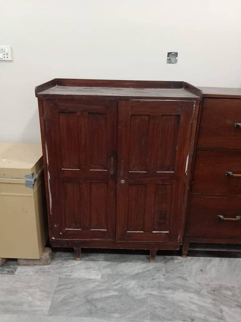 6 big boxes wardrobe 4