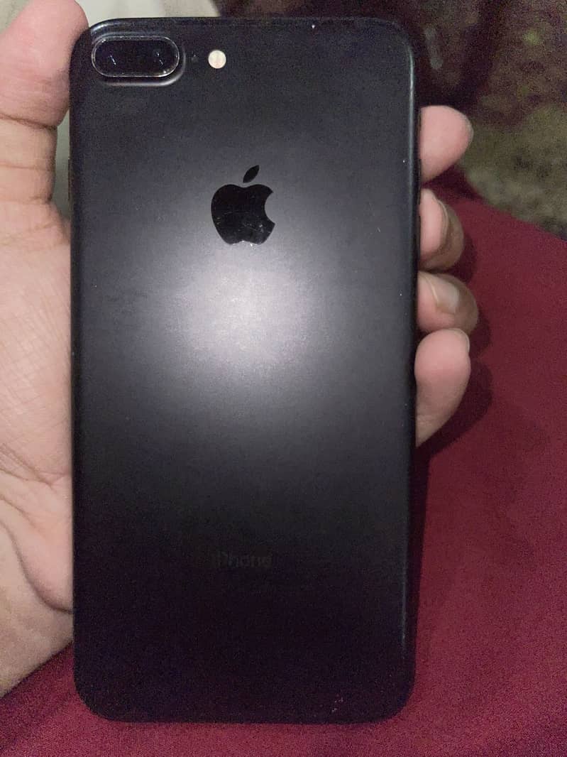 Apple iPhone 7 Plus 0