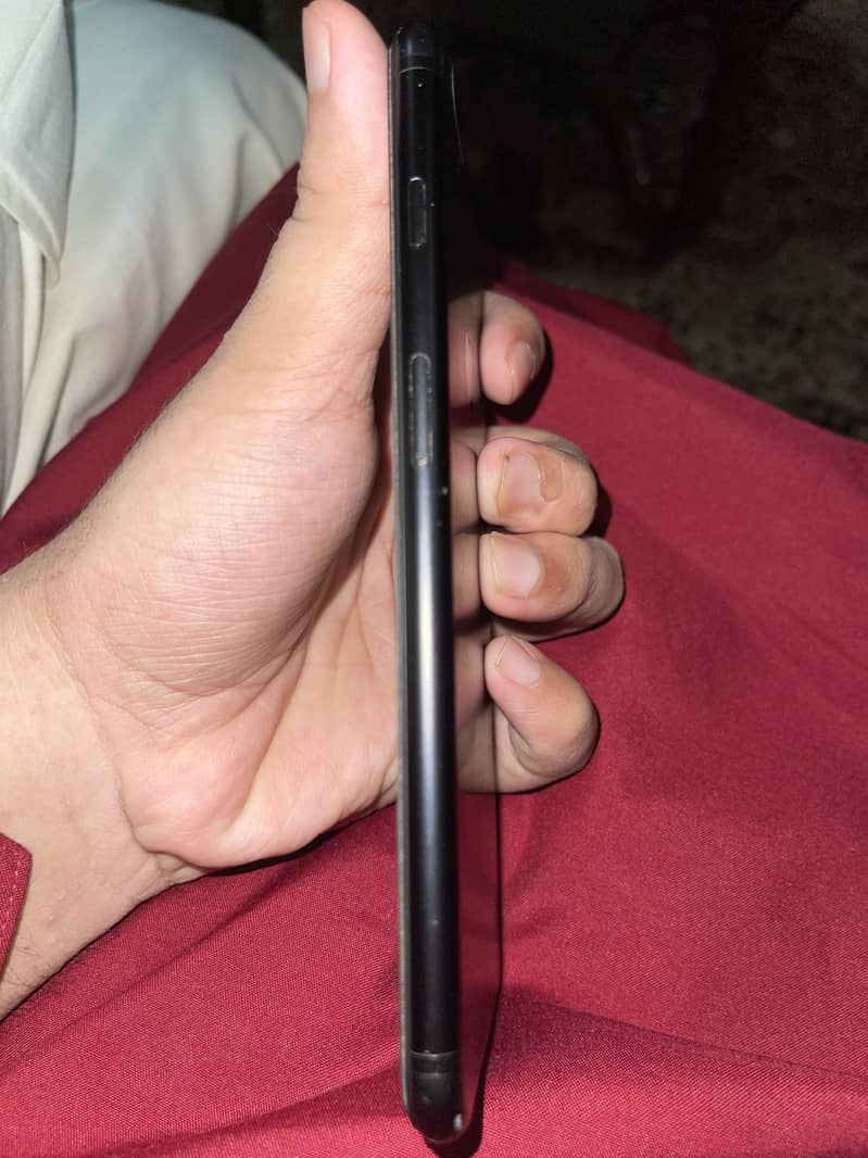 Apple iPhone 7 Plus 1