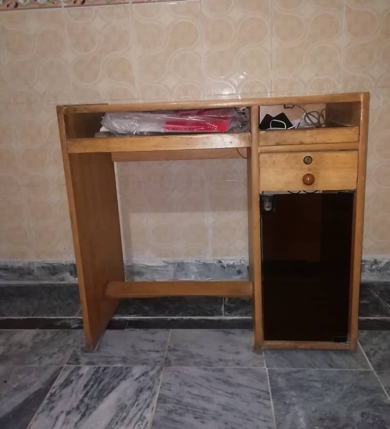 Computer trolley 0