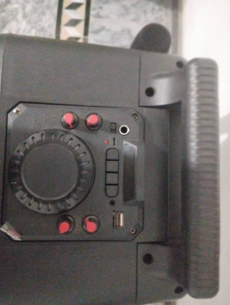 Audionic series Mh-810 2