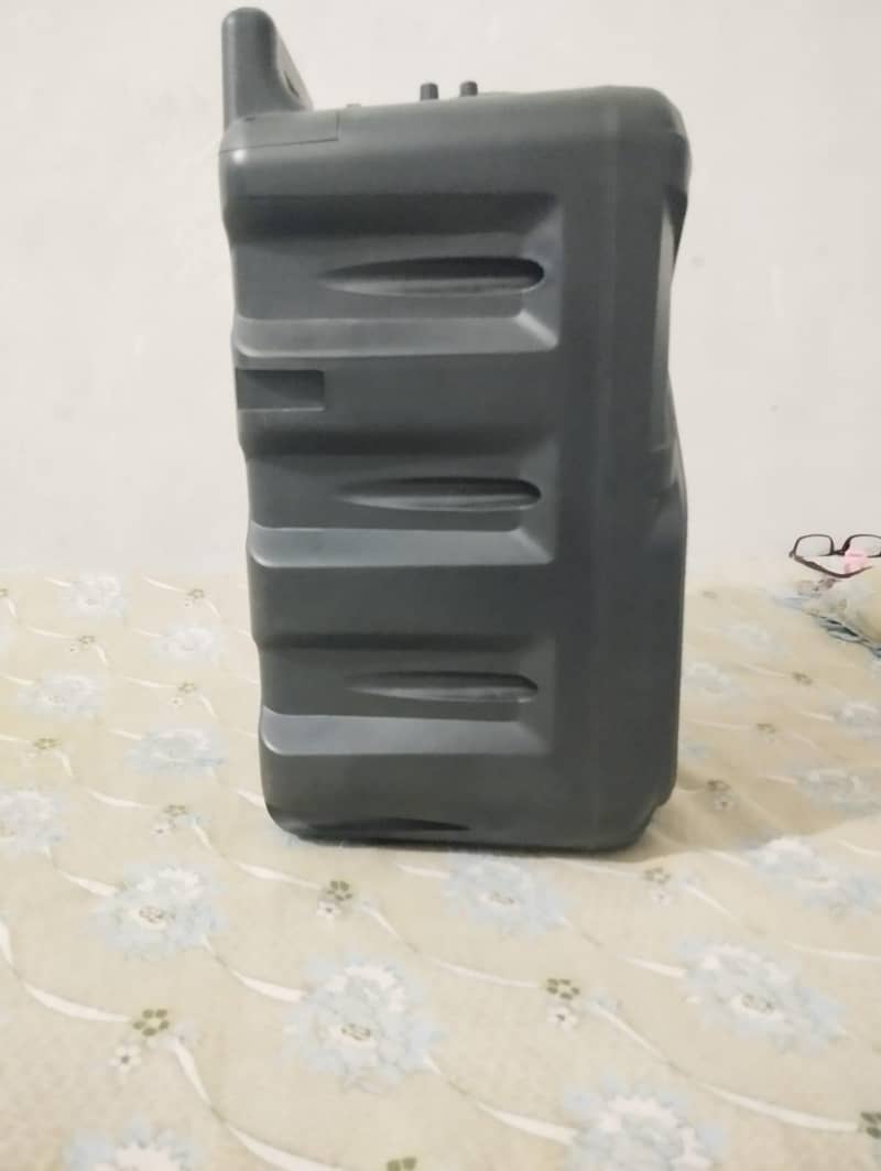 Audionic series Mh-810 4