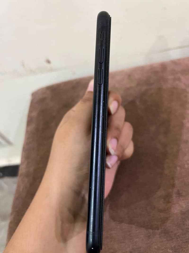 iphone XR 0