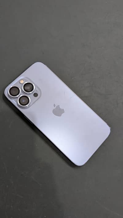 Apple iPhone 13 Pro