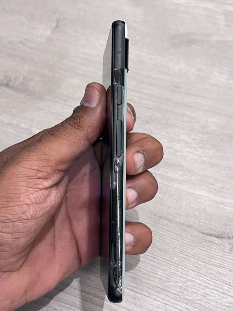 Google Pixel 6a 3