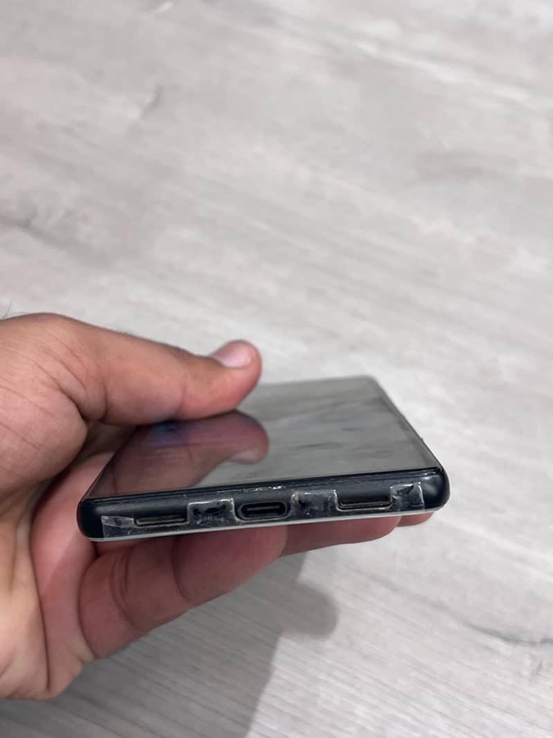 Google Pixel 6a 5