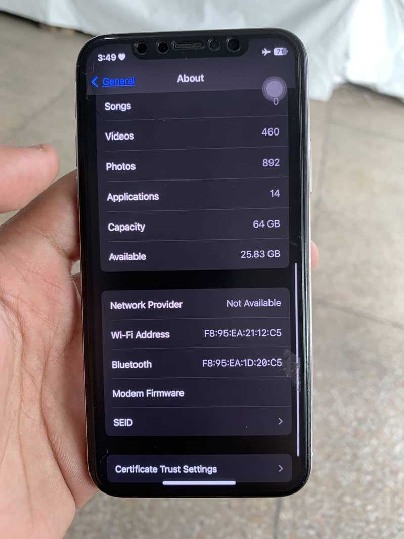 Apple iPhone X 3