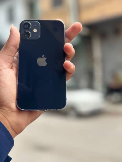 Apple iPhone 12mini