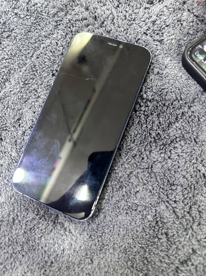 Apple iPhone 12mini 1