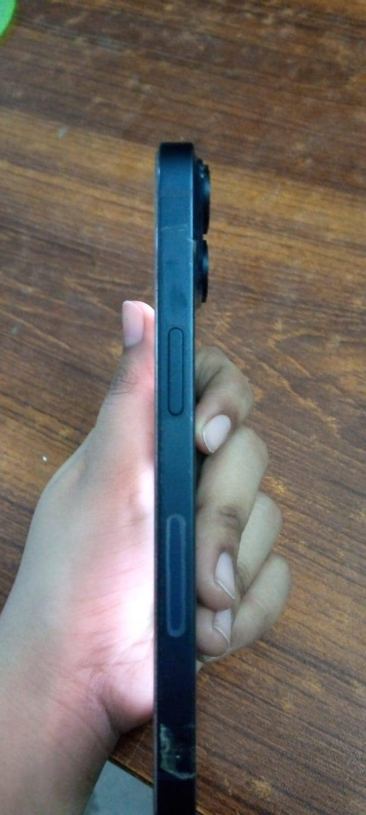 Apple iPhone 14 3