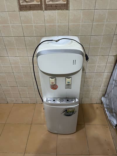 PEL 215 Pearl dispenser