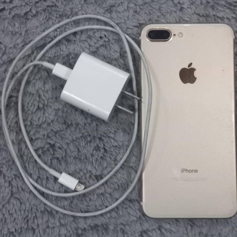 Apple iPhone 7 0